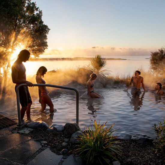 폴리네시안 스파 (Polynesian Spa)